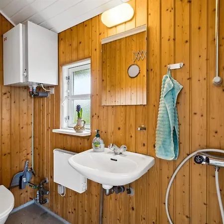 Holiday home Ofrath - 5m From The Sea By Interhome