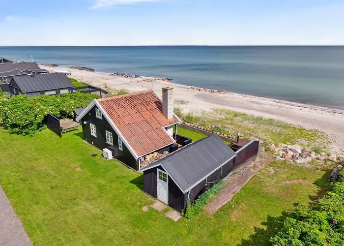 Holiday home Ofrath - 5m From The Sea By Interhome